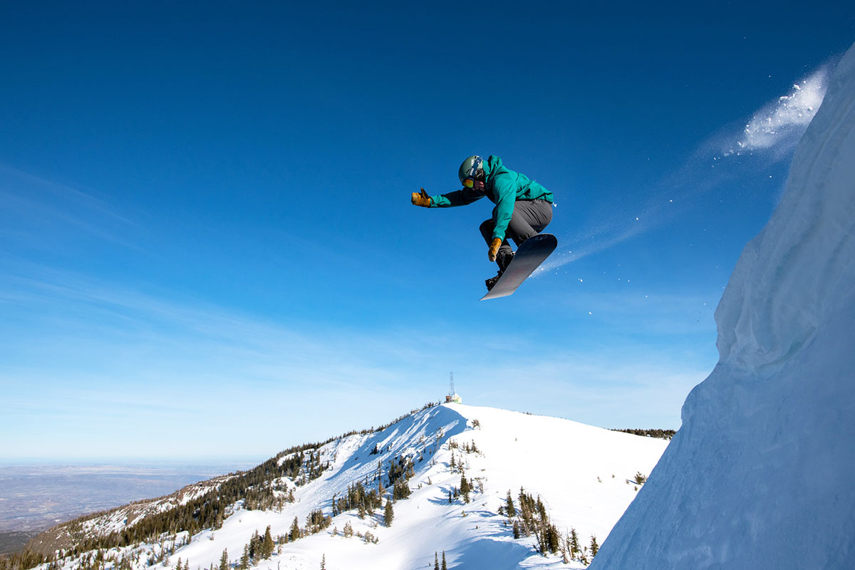 ​​Arc'teryx Sabre AR jacket (getting air)